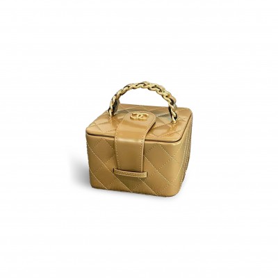 CHANEL VINTAGE HANDBAG COSMETIC BAG 3962514 (11*9.5*8.5cm)